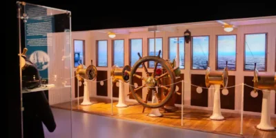 Mostra Titanic An Immersive Voyage a Milano: il timone del transatlantico