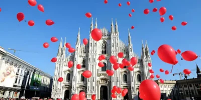 Red Party per la Milano Wine Week 2024 in zona Duomo, con aperitivo e DJ set