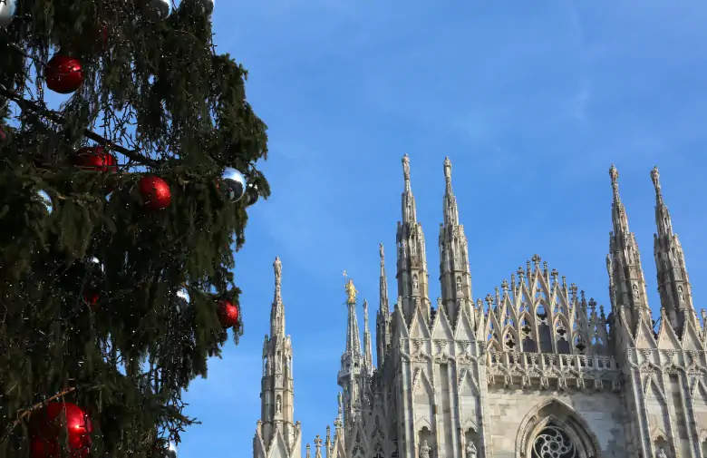 Albero di Natale 2024 in Piazza Duomo Milano: accensione abete natalizio dal 6 dicembre